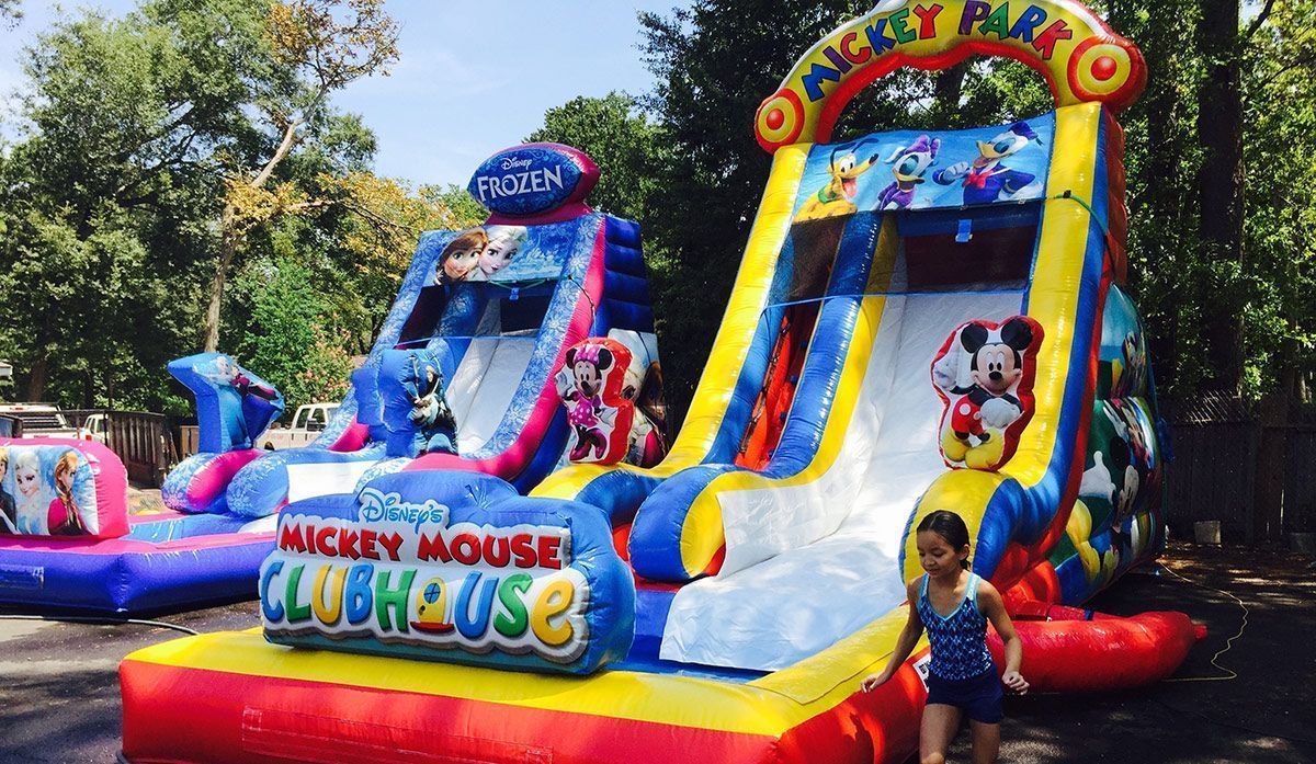 Mickey & Minnie Mouse Bounce House Rental | Sky High Party Rentals